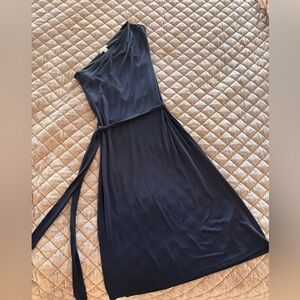 H&M Black One-Shoulder Midi Dress
